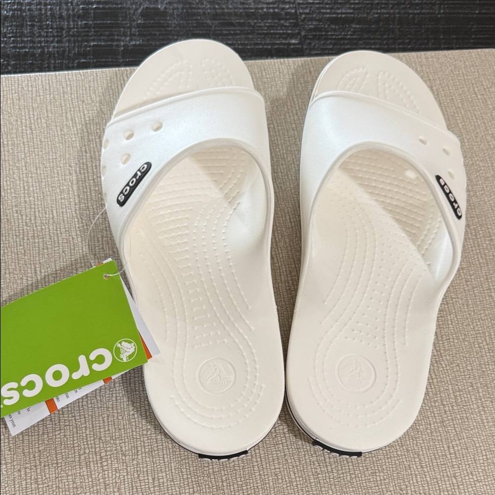 CROCS Classic White Slides